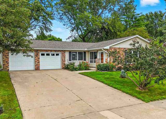Property at 2314 Macbride Dr, Iowa City, IA 52246, 3 beds, 2 baths