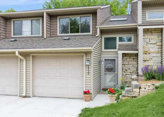 Property at 1730 Lynncrest Dr, Coralville, IA 52241, 2 beds, 2.5 baths