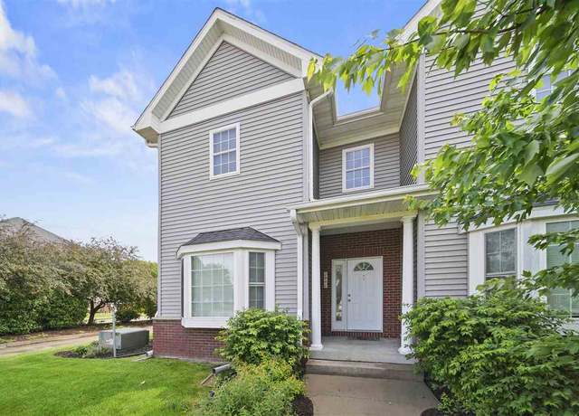 Property at 2940 Heinz Rd, Iowa City, IA 52240, 3 beds, 2.5 baths