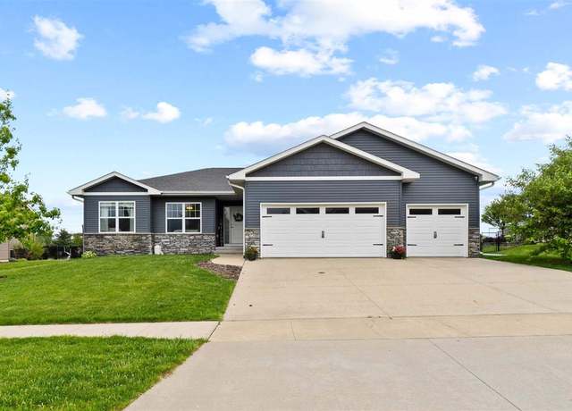 Property at 610 Fisher Trl, North Liberty, IA 52317, 5 beds, 3 baths