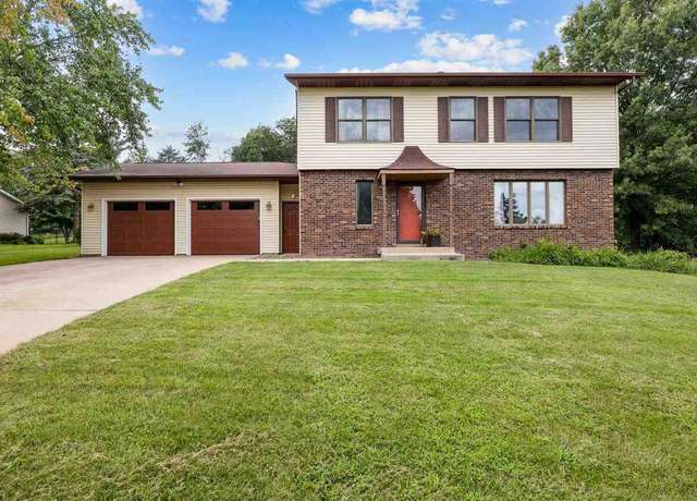 Property at 2365 Banbury St St NE, Iowa City, IA 52240, 4 beds, 3.5 baths