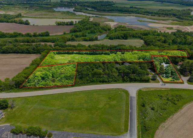 Property at See Remarks Oak Crest Hill Rd SE, Iowa City, IA 52240, 3 beds, 2 baths