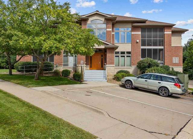 Property at 1745 Louis Pl, Iowa City, IA 52245, 2 beds, 1 bath
