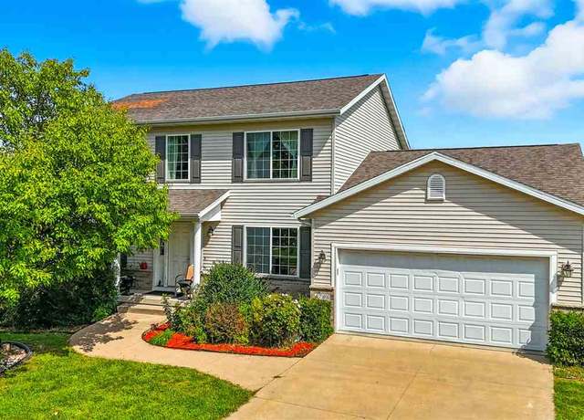 Property at 4706 M Ave Ave NW, Cedar Rapids, IA 52405, 3 beds, 2.5 baths