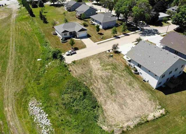 Property at 409-411 S 2nd St, West Branch, IA 52358