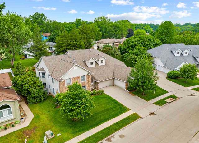 Property at 207 Cayman St, Iowa City, IA 52245, 2 beds, 2 baths