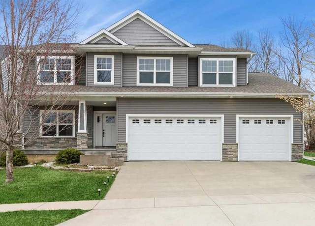 Property at 3076 Lower West Branch Rd, Iowa City, IA 52245, 4 beds, 3.5 baths