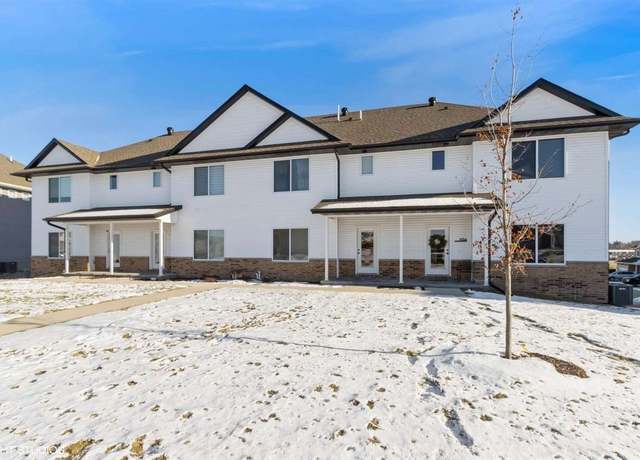 Property at 1158 Dahnovan Dr, North Liberty, IA 52317, 3 beds, 2.5 baths
