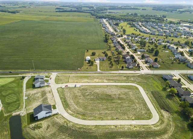 Property at 901 Long Dr, Solon, IA 52333