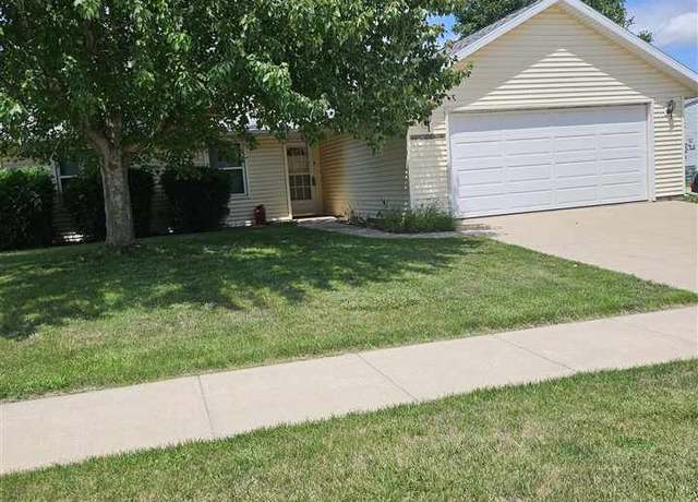 Property at 480 Maddie Ln, Tiffin, IA 52340, 3 beds, 2 baths