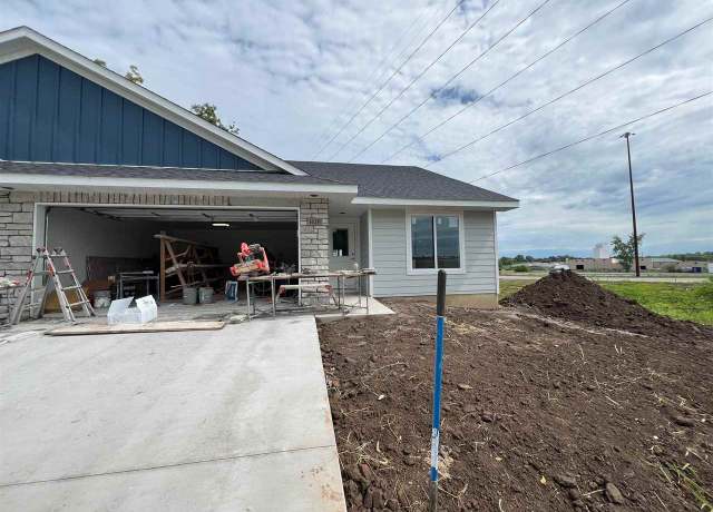 Property at 1620 Mitchell Pl, Tiffin, IA 52340, 3 beds, 2 baths