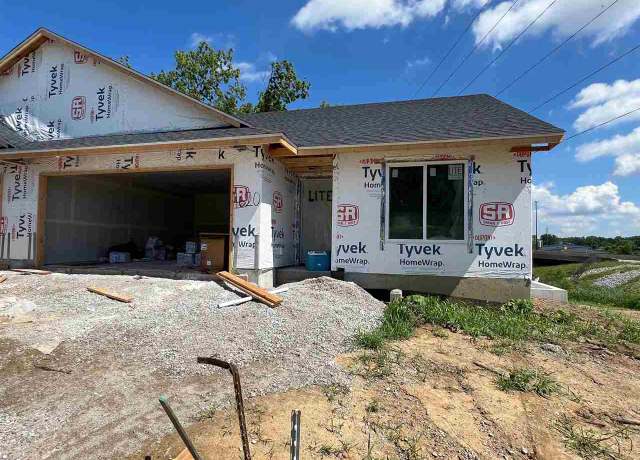 Property at 1620 Mitchell Pl, Tiffin, IA 52340, 3 beds, 2 baths