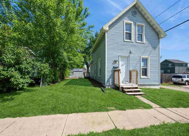 Property at 280 SW 14th Ave, Cedar Rapids, IA 52404, 3 beds, 1 bath