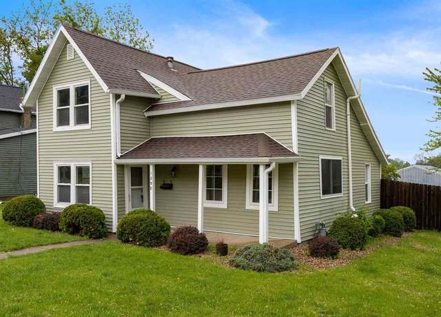 Property at 1298 14th Ave, Marion, IA 52302, 3 beds, 1 bath