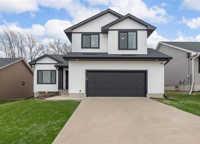 Property at 230 Kenneth Dr, Iowa City, IA 52245, 4 beds, 3.5 baths