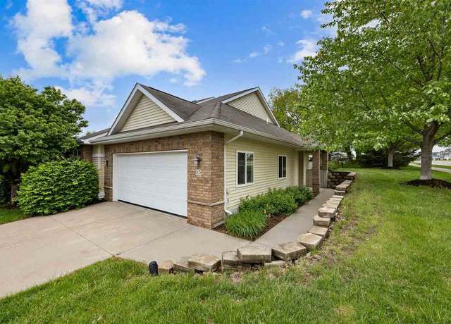 Property at 93 Brentwood Dr, Iowa City, IA 52245, 2 beds, 2 baths