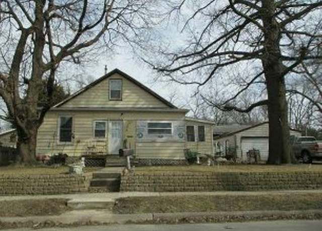 Property at 1019 Diana St, Iowa City, IA 52240, 3 beds, 2 baths