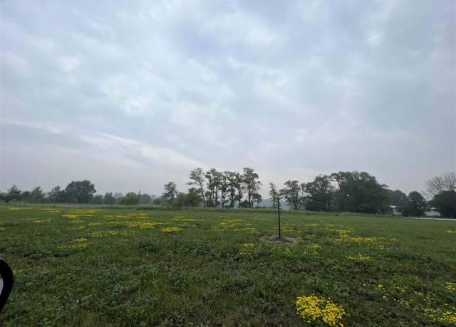 Property at Lot Lot 9 Mrm 2nd Addn Garfield St, Marengo, IA 52301