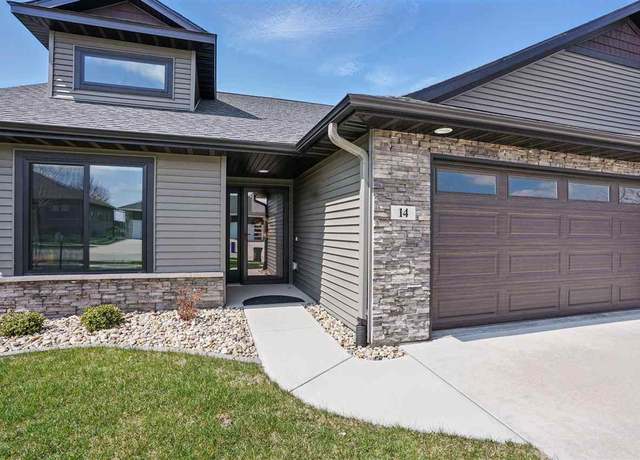 Property at 14 Lazy Brook Dr, IA 52358, 4 beds, 3 baths