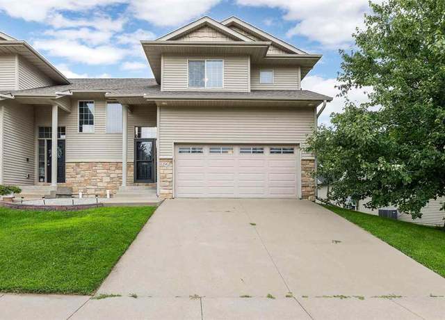 Property at 282 Hickory Ct, Tiffin, IA 52340, 4 beds, 3.5 baths