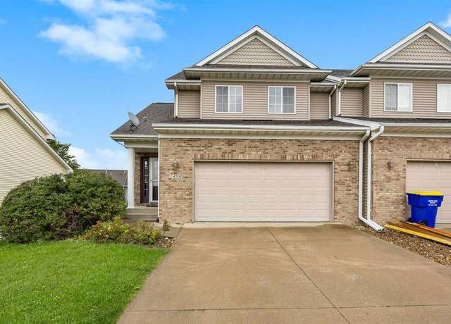 Property at 1490 Vandello Cir, North Liberty, IA 52317, 4 beds, 3.5 baths