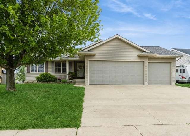 Property at 2806 Dawn Ave Ave SW, Cedar Rapids, IA 52404, 4 beds, 3 baths