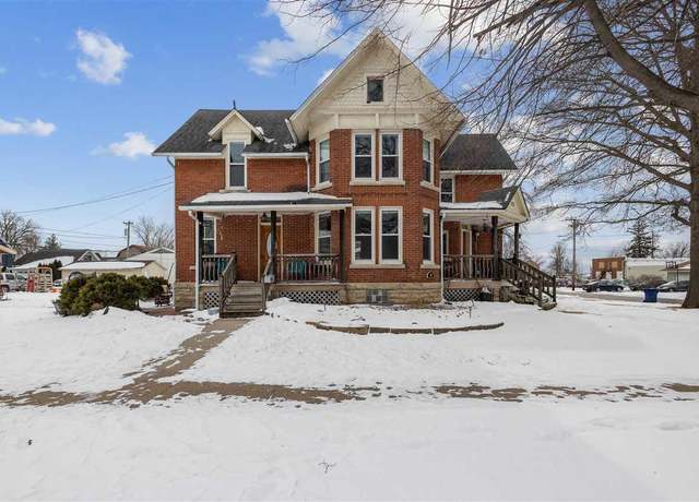 Property at 201 E 4th St, Tipton, IA 52772, 4 beds, 1.5 baths