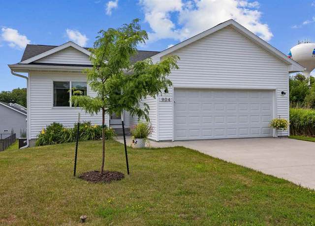 Property at 904 Hughes St, Coralville, IA 52241, 3 beds, 3 baths
