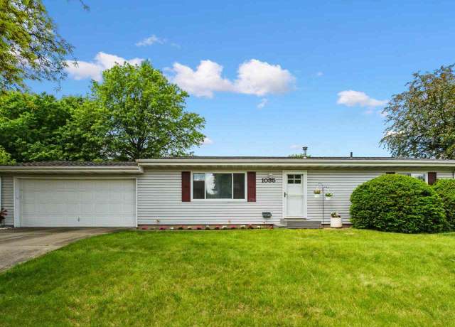 Property at 1035 Pepper Dr, Iowa City, IA 52240, 2 beds, 1 bath