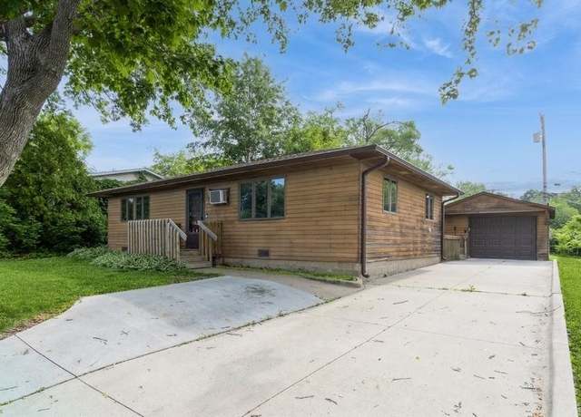 Property at 615 12th Ave, Coralville, IA 52241, 2 beds, 1 bath