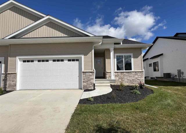 Property at 1232 Berkshire Ln, North Liberty, IA 52317, 4 beds, 3 baths