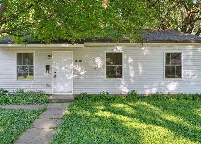 Property at 2000 Western Rd, Iowa City, IA 52240, 3 beds, 1 bath