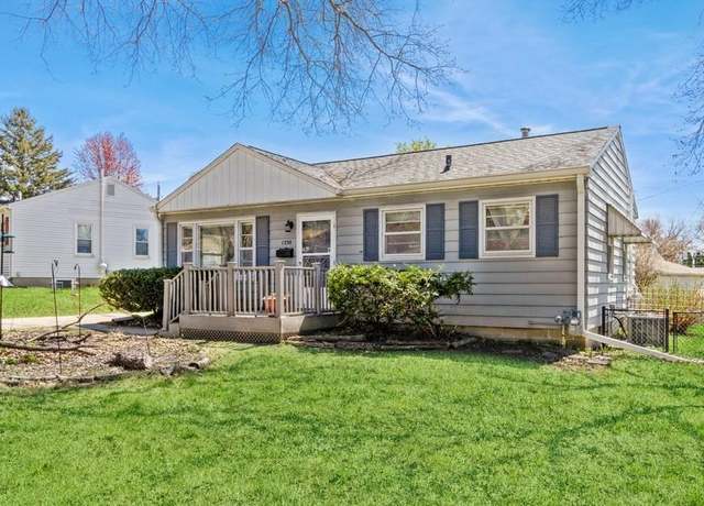 Property at 1330 Carroll St, Iowa City, IA 52240, 2 beds, 1 bath