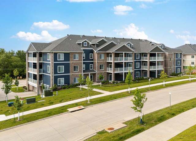 Property at 2873 Spring Rose Cir #104, Coralville, IA 52241, 2 beds, 2 baths