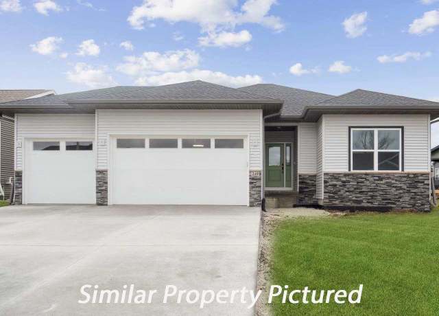 Property at 235 Chadwick Ln, Iowa City, IA 52245, 4 beds, 3 baths