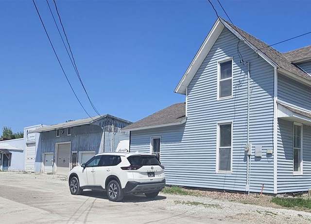 Property at 412 E 3rd St, Washington, IA 52353, 2 beds, 2 baths