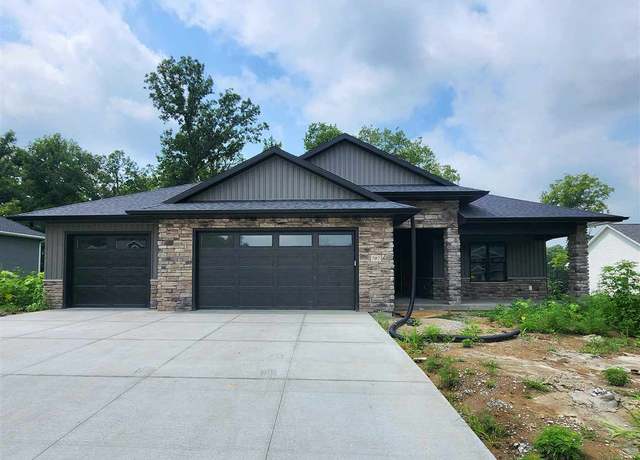 Property at 707 Owen Ct, Tiffin, IA 52340, 5 beds, 3 baths