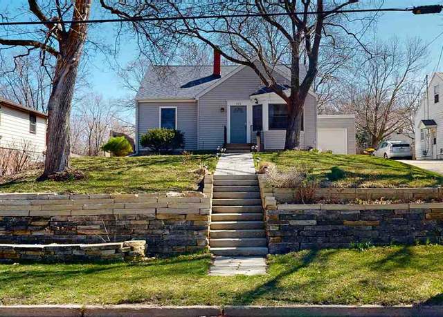 Property at 312 Fairview Ave, Iowa City, IA 52245, 4 beds, 2 baths