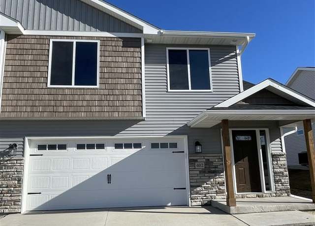 Property at 3326 Loethen Ln, Coralville, IA 52241, 3 beds, 3 baths
