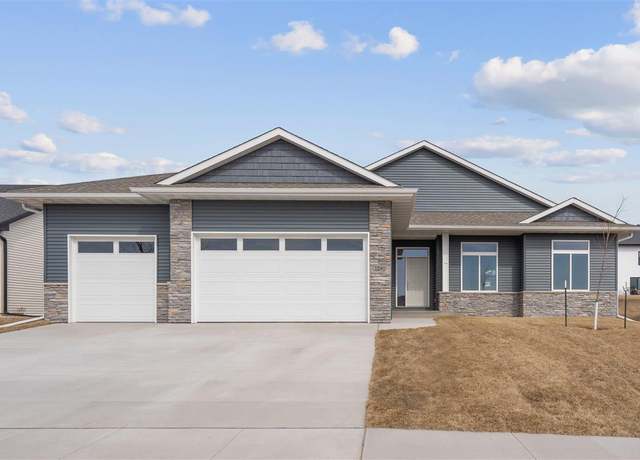 Property at 1240 Osage Ln, North Liberty, IA 52317, 4 beds, 3 baths
