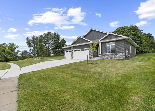 Property at 905 Lincolnshire Pl, Coralville, IA 52241, 4 beds, 3 baths