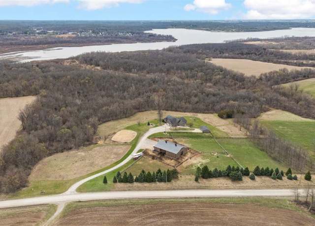Property at 1415 Turkey Run NE, Solon, IA 52333, 5 beds, 5 baths