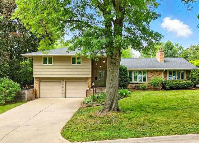 Property at 328 Highland Dr, Iowa City, IA 52246, 4 beds, 3.5 baths