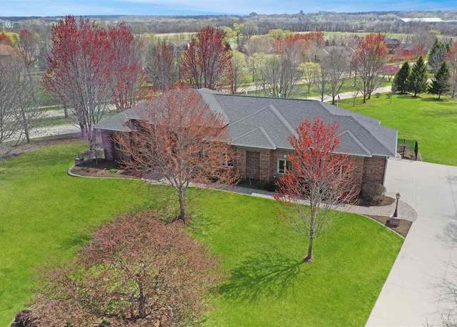 Property at 14 Redbud Pl, Iowa City, IA 52246, 5 beds, 3.5 baths