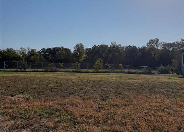 Property at 1332 Tamarack Trl, Iowa City, IA 52245