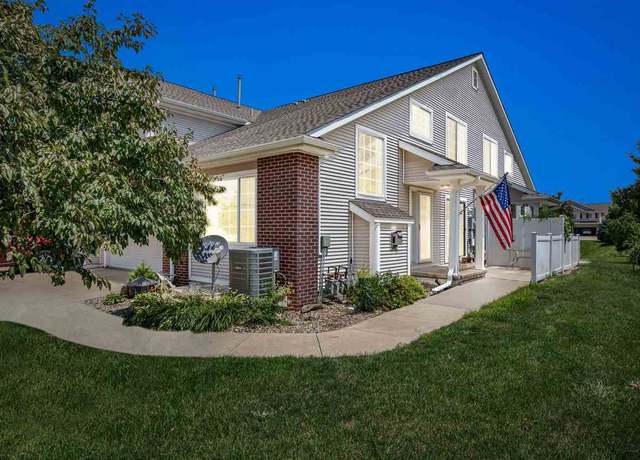 Property at 1167 74th St St NE, Cedar Rapids, IA 52402, 2 beds, 2.5 baths