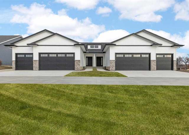 Property at 1596 Connection Ave, Marion, IA 52302, 4 beds, 3 baths