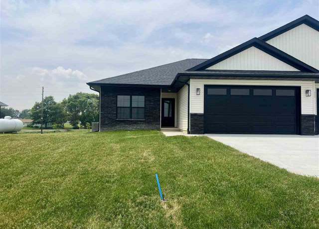 Property at 5021 Bluestem St SW, Kalona, IA 52247, 4 beds, 3 baths