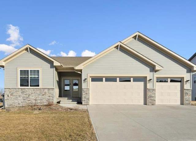 Property at 4548 Luke Dr, Iowa City, IA 52246, 5 beds, 3 baths