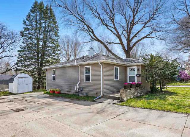 Property at 1224 Franklin St, Iowa City, IA 52240, 3 beds, 1 bath